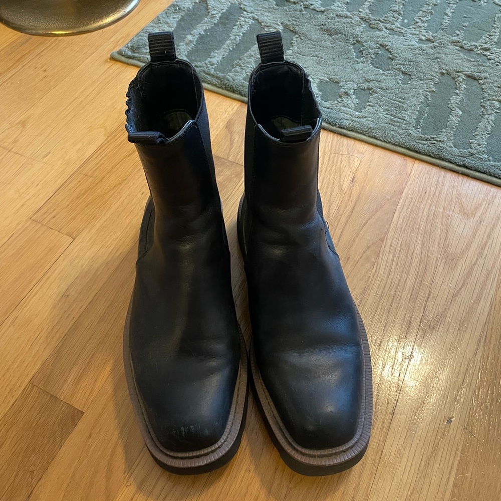 Sam Edelman Laguna Chelsea Boot